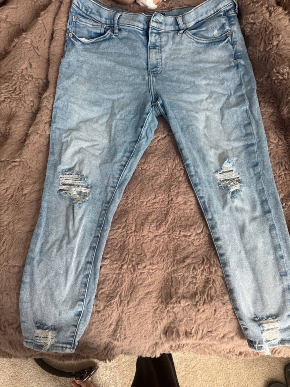 Express Distressed Women’s Jeans